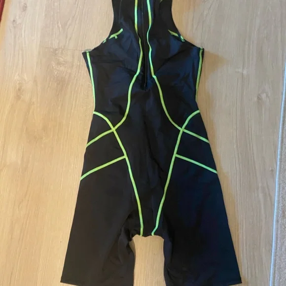 SKIMS Black and Green One Piece Jumpsuit - Picture 3 of 7
